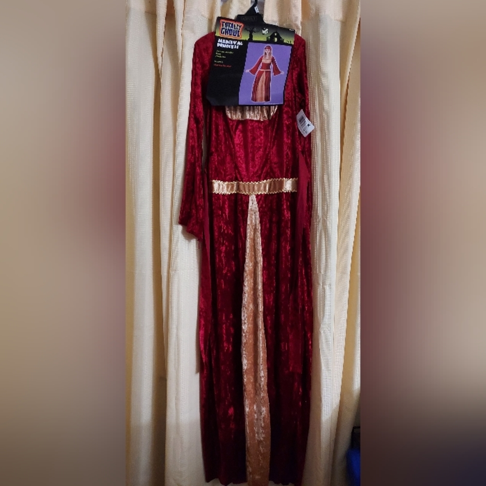 Halloween women dress costume .